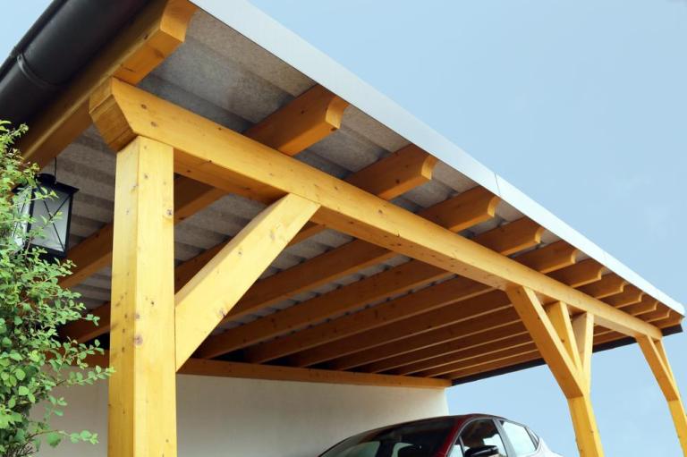 Brumath mise sur la pergola en bois pour sublimer son extérieur